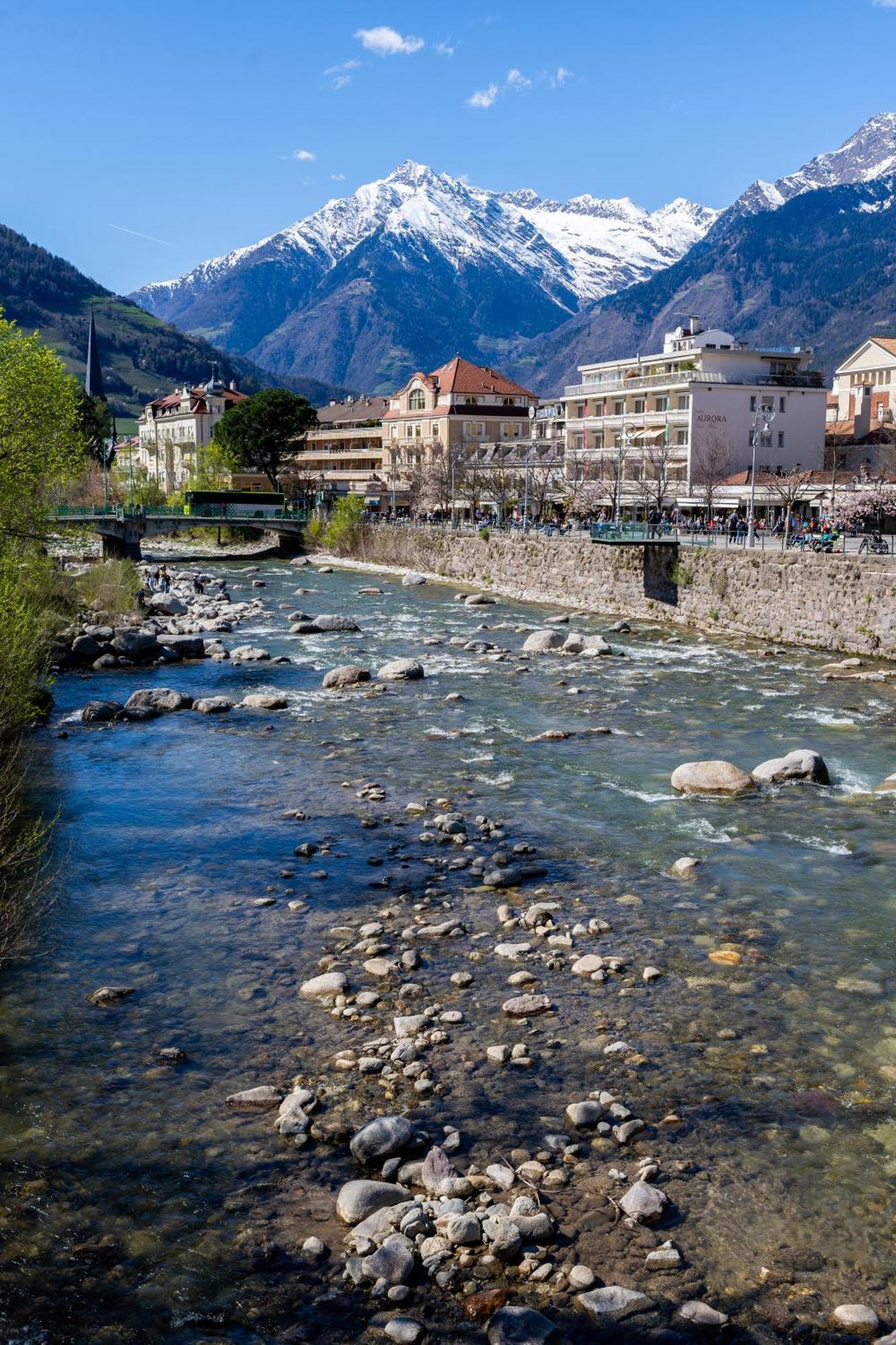 Ausblick Kleinjuwel Mit Panoramablick + Garage Apartman Merano Kültér fotó